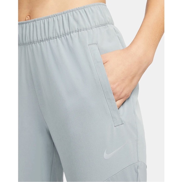 Nike Dri-FIT Essential Women's Running Pants - Picture 3 of 8